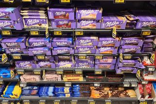 Drahá čokoláda? Češi v šoku: Prémiové obsahují palmový olej, levnější Milka je čistší